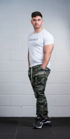 @theGym Classic Joggers - Green-Camo 14 @theGym Classic Joggers - Green-Camo -The Gym Revolution at the gym 2020 00218