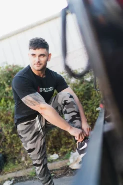 @theGym Classic Joggers - Black/Grey-Camo -The Gym Revolution at the gym 2020 00307 5