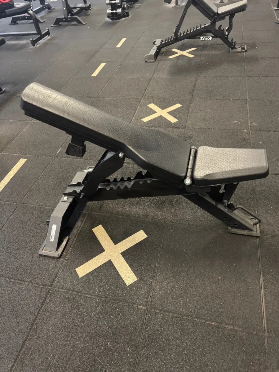 20mm Thick Black Functional Gym Flooring Tile, 500x500mm 9 20mm Thick Black Functional Gym Flooring Tile, 500x500mm - Image 7